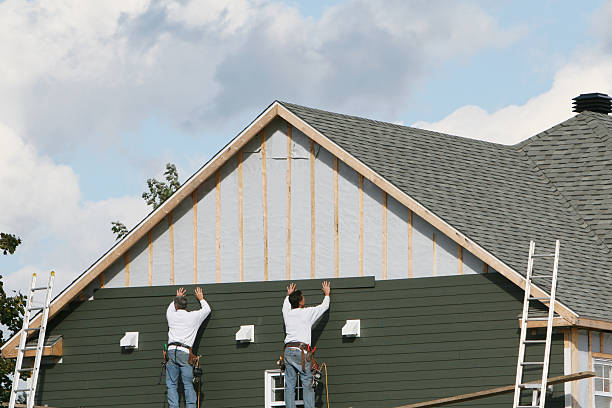 Professional Siding technician working in China Grove, TX